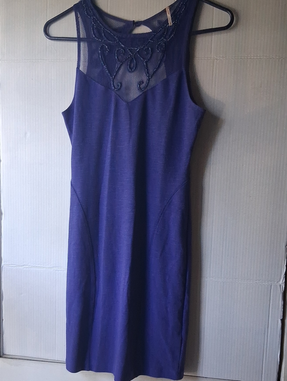 Free People Bodycon Keyhole Back Beaded Ornate Chest Patch Dress Sz SP
